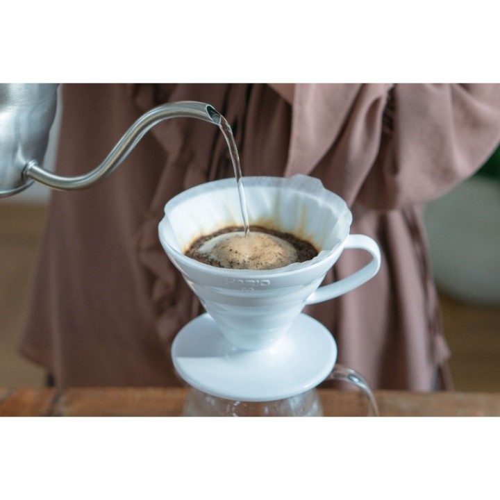 HARIO DRIPPER V60 02 PLASTIC WHITE - 2