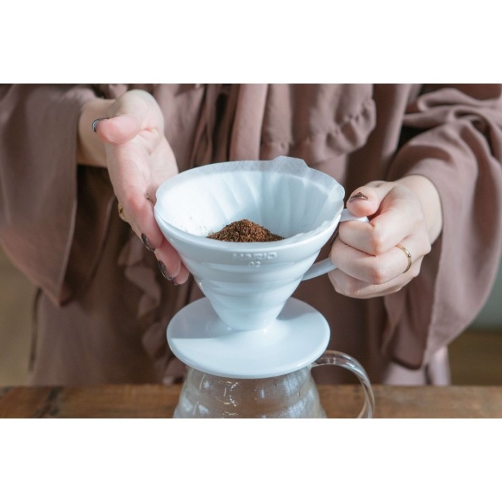 HARIO DRIPPER V60 02 PLASTIC WHITE - 3