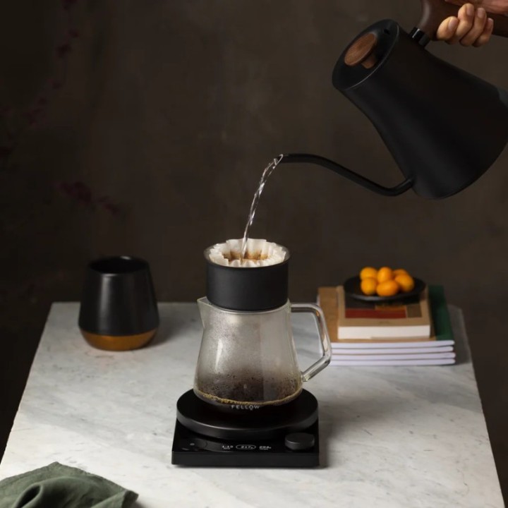 FELLOW STAGG EKG PRO ELECTRIC KETTLE BLACK + WALNUT HANDLE - 7